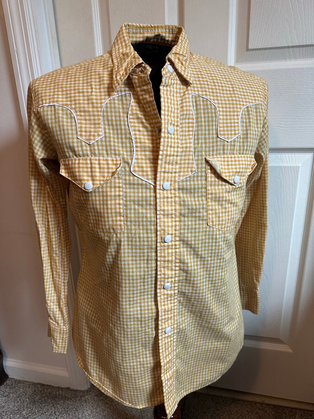 Vintage Peter Woo Tailor yellow gingham pearl snap shirt